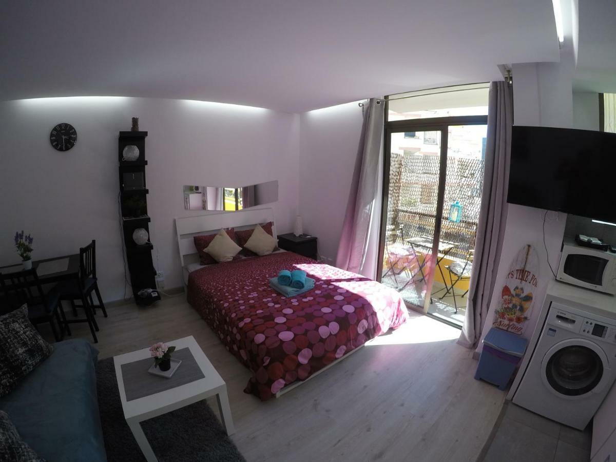 Estudio Morales Las Palmas de Gran Canaria Luaran gambar